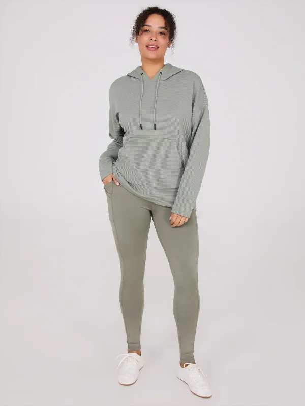 Women's Cozy Winter Attire Criss-Cross Pocket Leggings