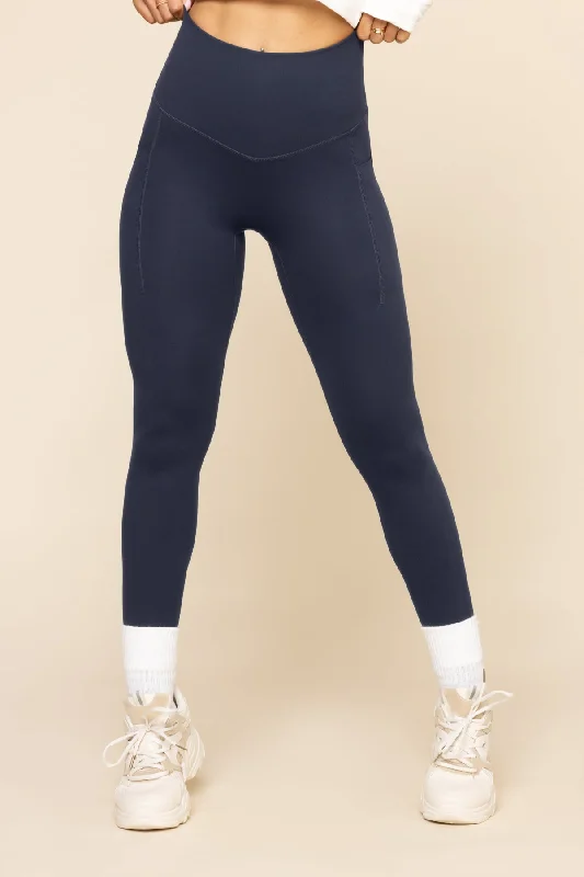 Latest Trends Supersculpt™ Leggings with Pockets - Cosmic Navy