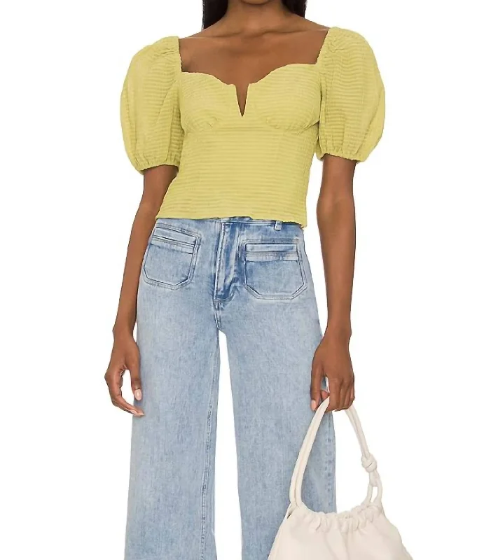 Vintage Fashion Daydreamer Crop Top In Green