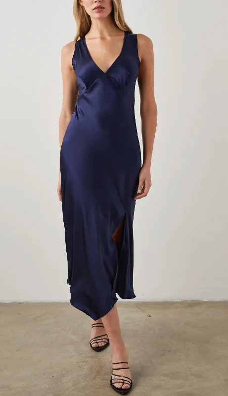 Explore What's New Monique Dress In Navy