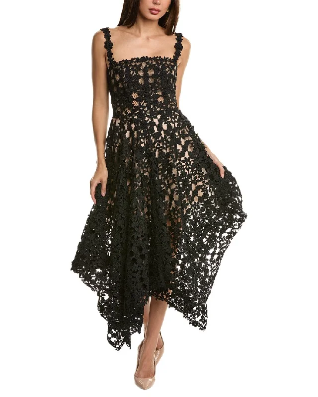 Casual Weekend Relaxed Style Oscar de la Renta Asymmetric Silk-Lined Dress