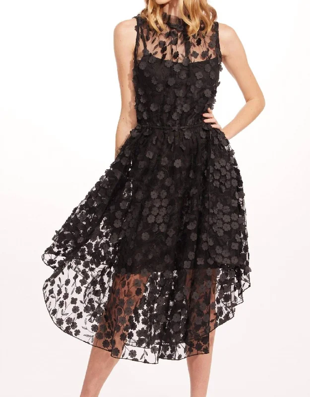 Women's Elegant Clothing Sets Shentel Dress In Pitch Petal