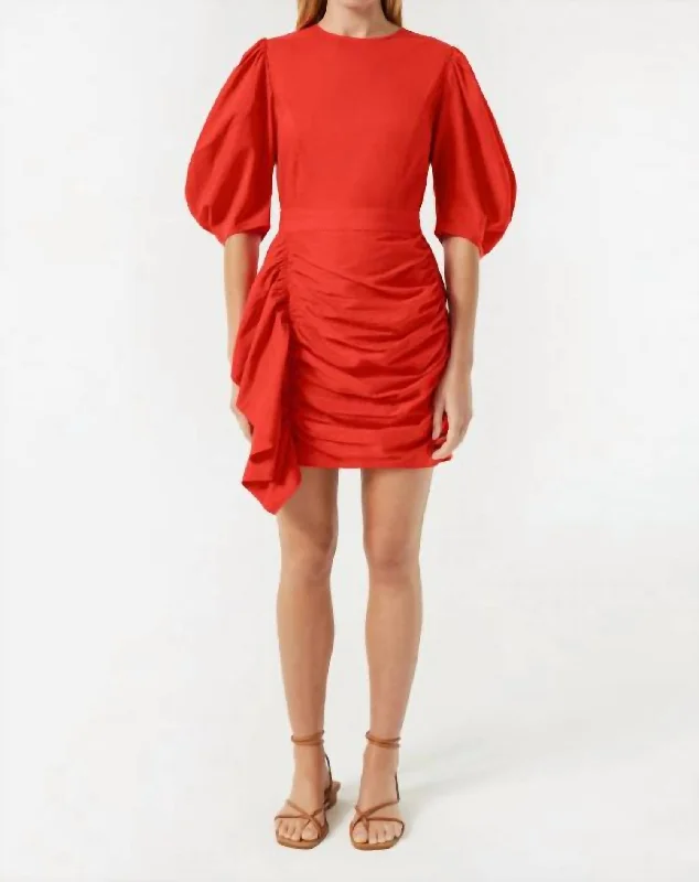 Unique Women's Fashion Pieces Pia Dress In Chili