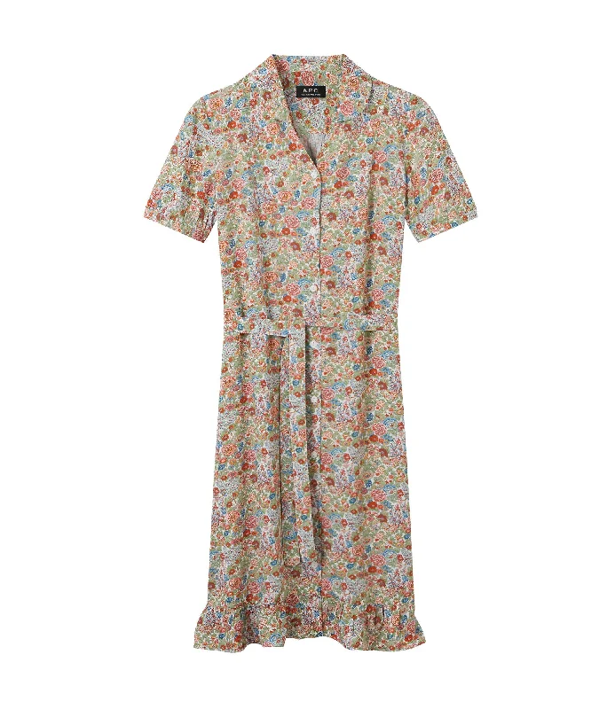 Fast Fashion Favorites Carmen dress