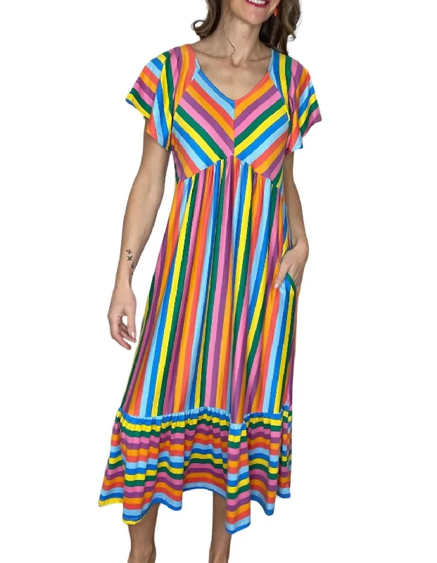 Limited-Time Fashion Sale – Shop Your Favorite Styles Now Dress With Side Pockets In Multicolor Stripe