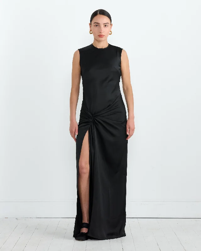 Trendy Aesthetics Imogen Dress in Black