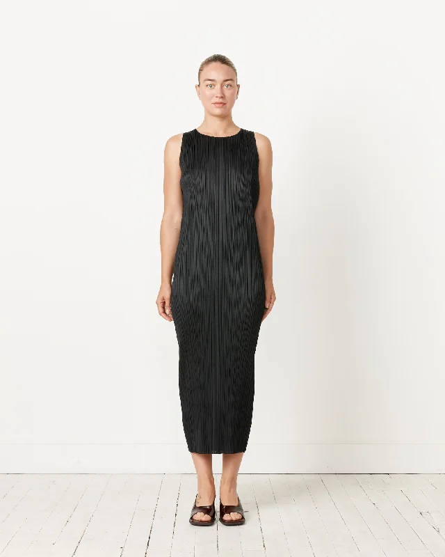 Luxury Women's Clothing Basics Dress in Black