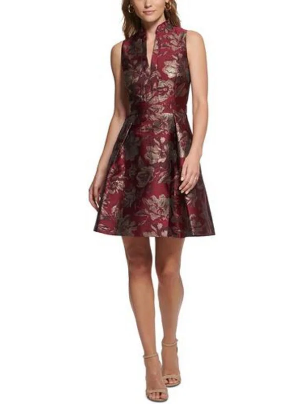 Where Style Meets Savings Petites Womens Floral Pleated Fit & Flare Dress