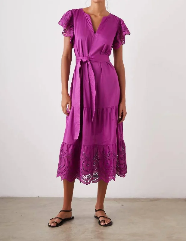 Modern Women's Wardrobe Essentials Gia Dress In Berry